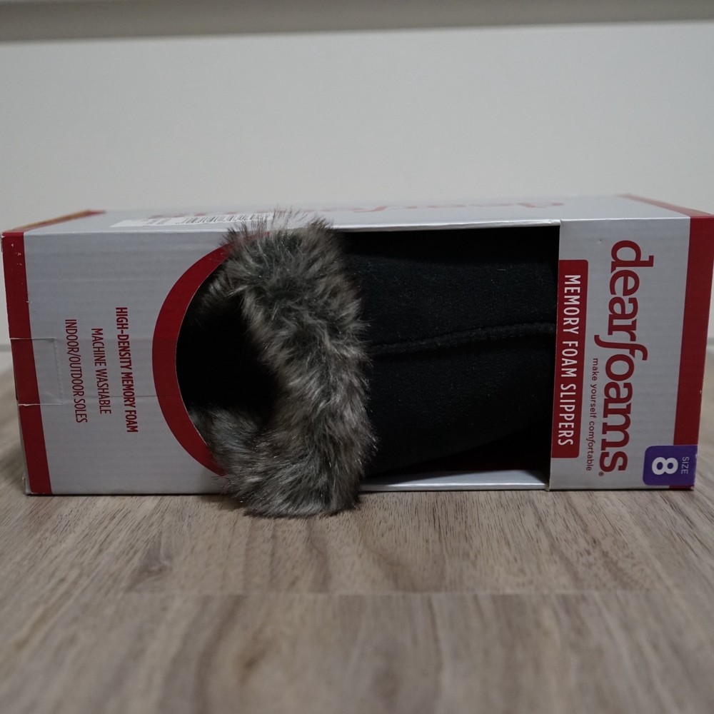 NEW! Dearfoams Memory Foam Black Furry Slippers Women size 8